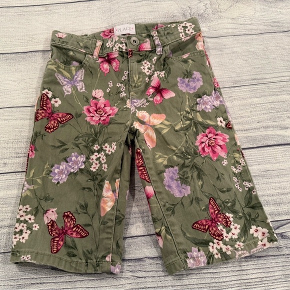 Place Olive Floral Butterfly girls Bermuda Shorts/size 10S - Picture 1 of 10